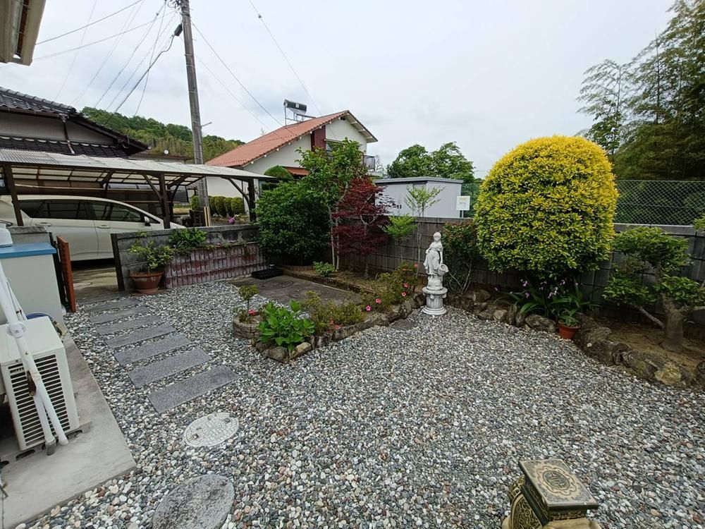 5LDK All-Electric House with Garden in Higashihiroshima - Thumbnail 3