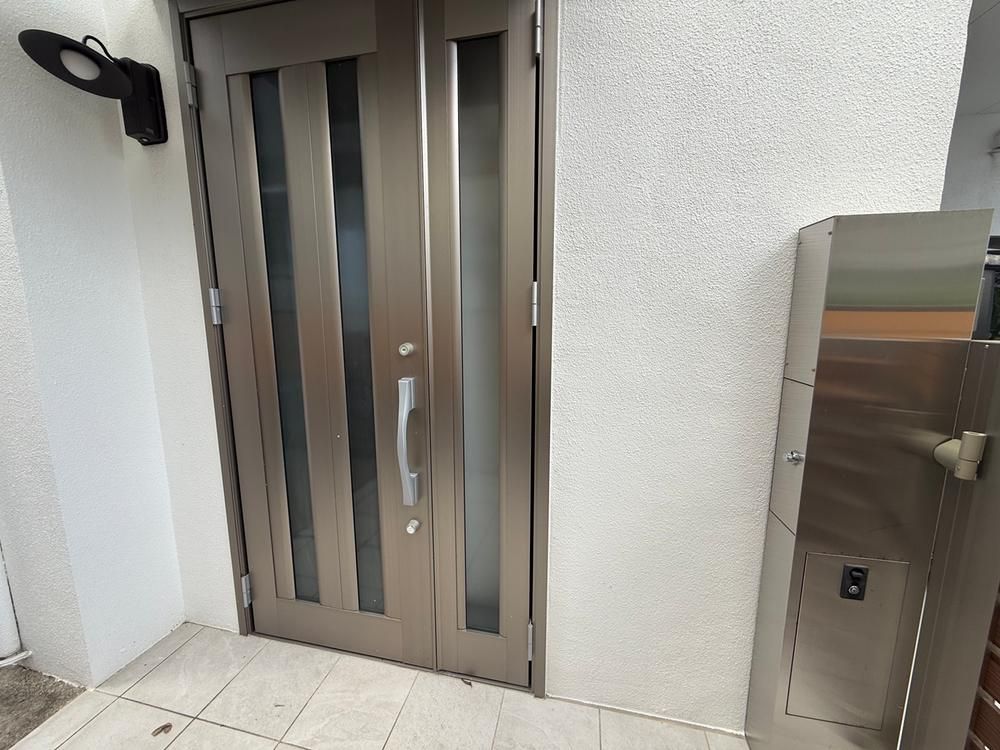 Renovated 2LDK House for Sale in Uruma, Okinawa - Thumbnail 3