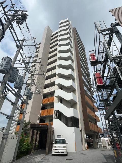 3LDK Apartment for Sale in Okinawa City – 108.79 sqm - Thumbnail 2