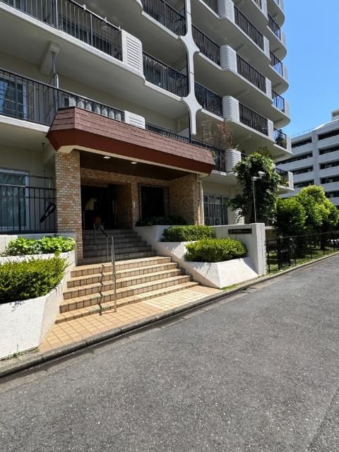 Renovated 1LDK Apartment in Nerima, Tokyo - 61.6 sqm - Thumbnail 4