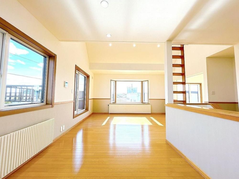Renovated 4LDK House in Chitose with Garage - 166.62m² - Thumbnail 4