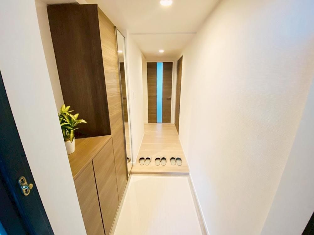 4LDK Top-Floor Apartment in Chikusa-ku, Nagoya for Sale - Thumbnail 2