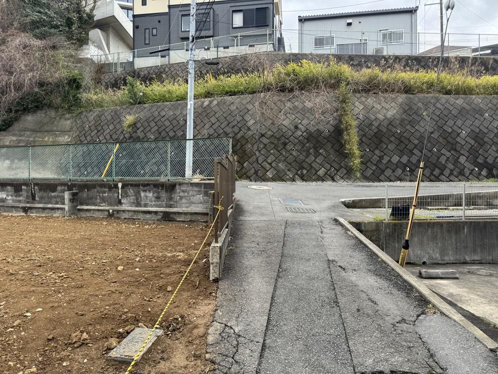 196.52 sqm Land for Sale in Kasama, Sakae Ward, Yokohama - Thumbnail 3