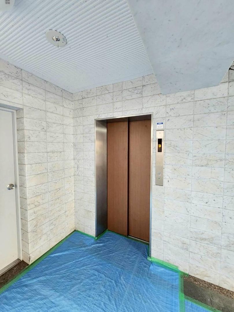 Renovated 2LDK Apartment near Katano Station, Kitakyushu - Thumbnail 3