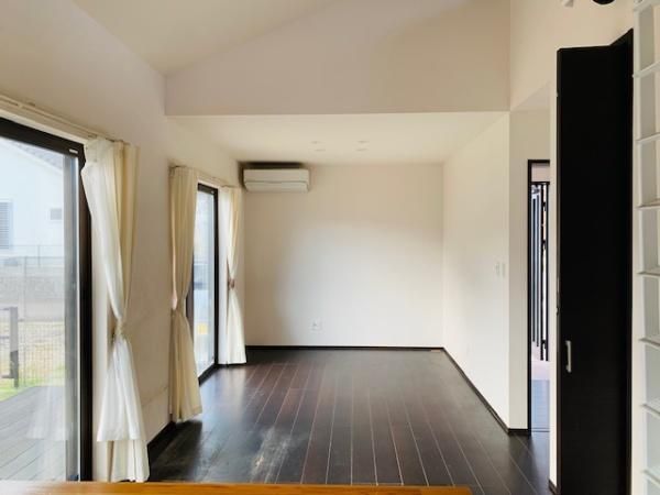 1LDK House for Sale in Miyazaki City, Miyazaki Prefecture - Thumbnail 2