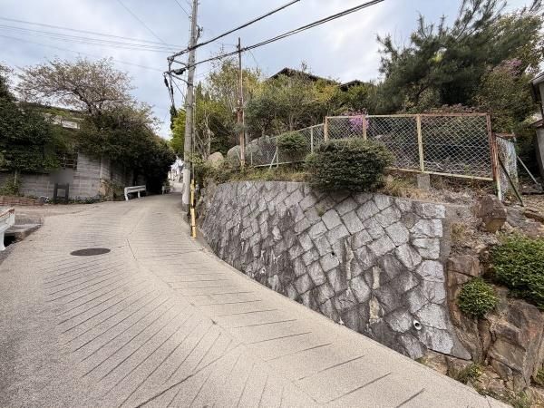 333 sqm Building-Condition-Free Land in Koyoen, Nishinomiya - Thumbnail 3