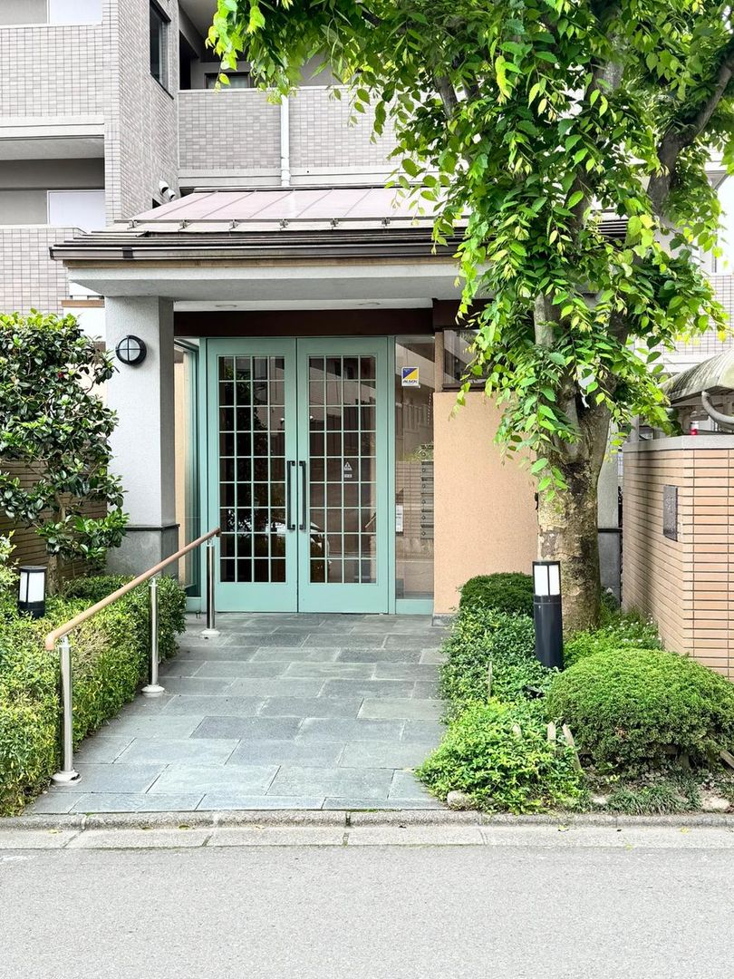 2LDK+S Condominium for Sale in Aoba Ward, Sendai - Thumbnail 3