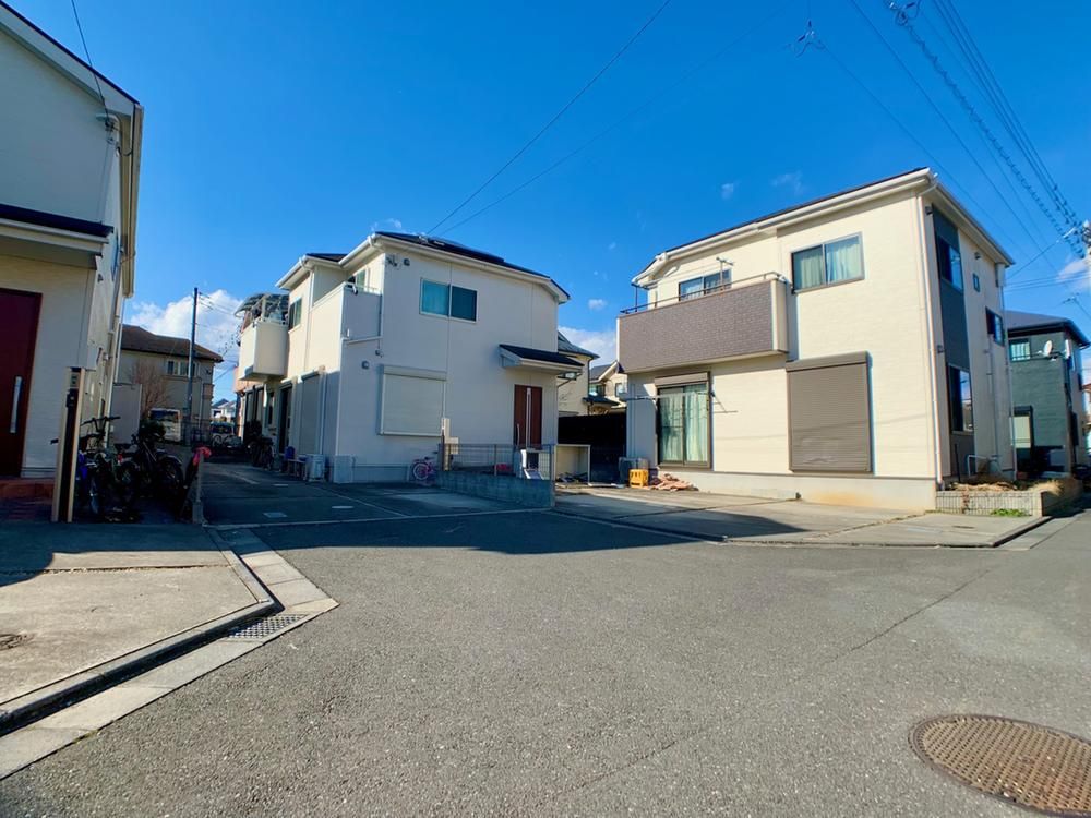 Renovated 4LDK House with Solar Power in Ome, Tokyo - Thumbnail 2