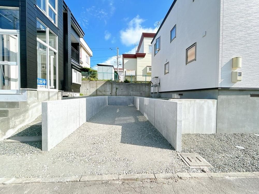 Renovated 4LDK House for Sale in Toyohira-ku, Sapporo - Thumbnail 3