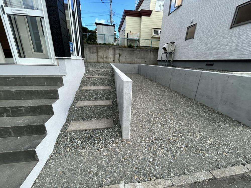Renovated 4LDK House for Sale in Toyohira-ku, Sapporo - Thumbnail 4