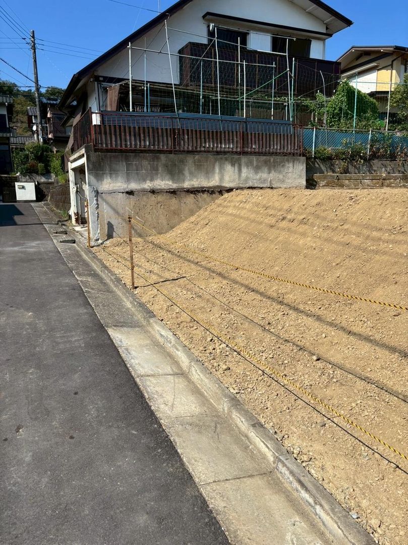 Vacant Land for Sale in Hachioji, Tokyo - 194.59m2 Corner Lot - Thumbnail 3