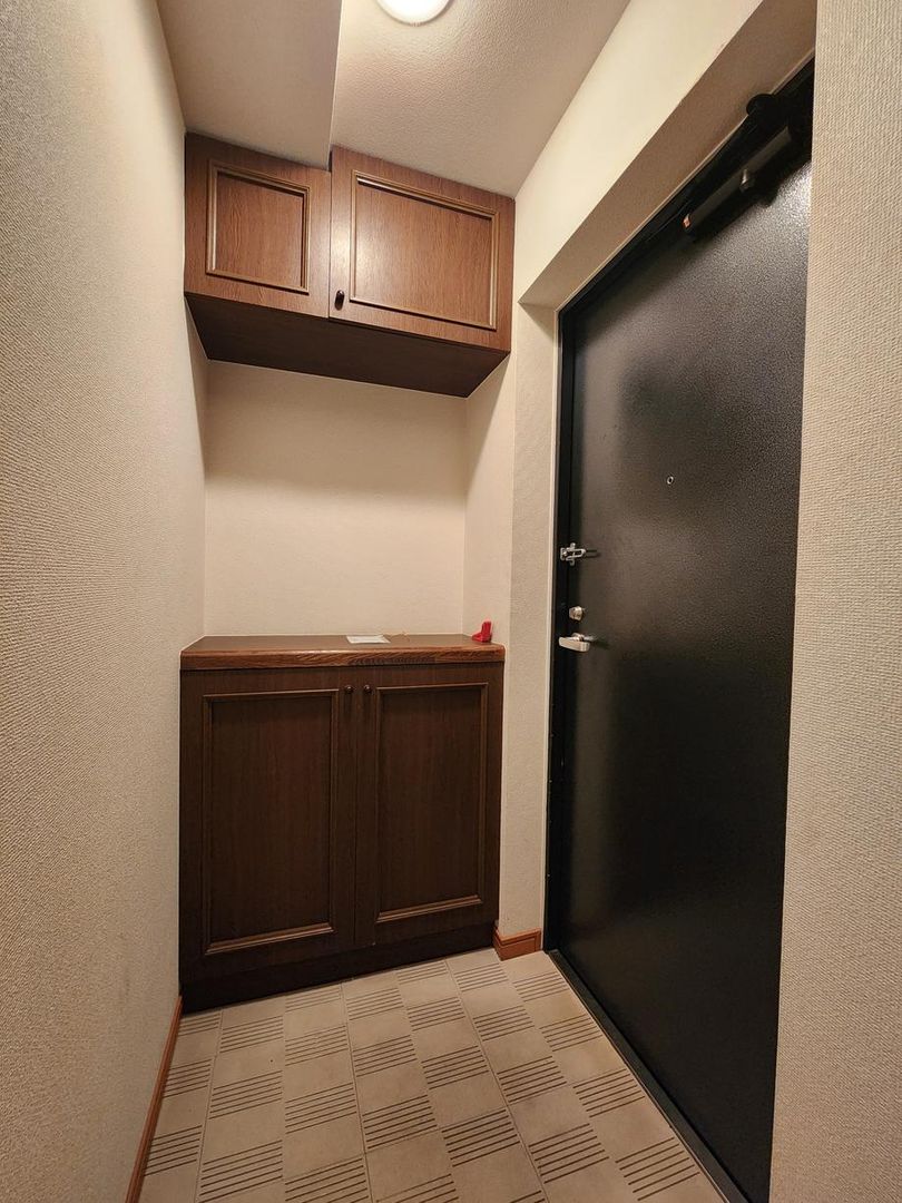 3LDK Apartment for Sale in Hakodate, Hokkaido - 67.59m2 - Thumbnail 3