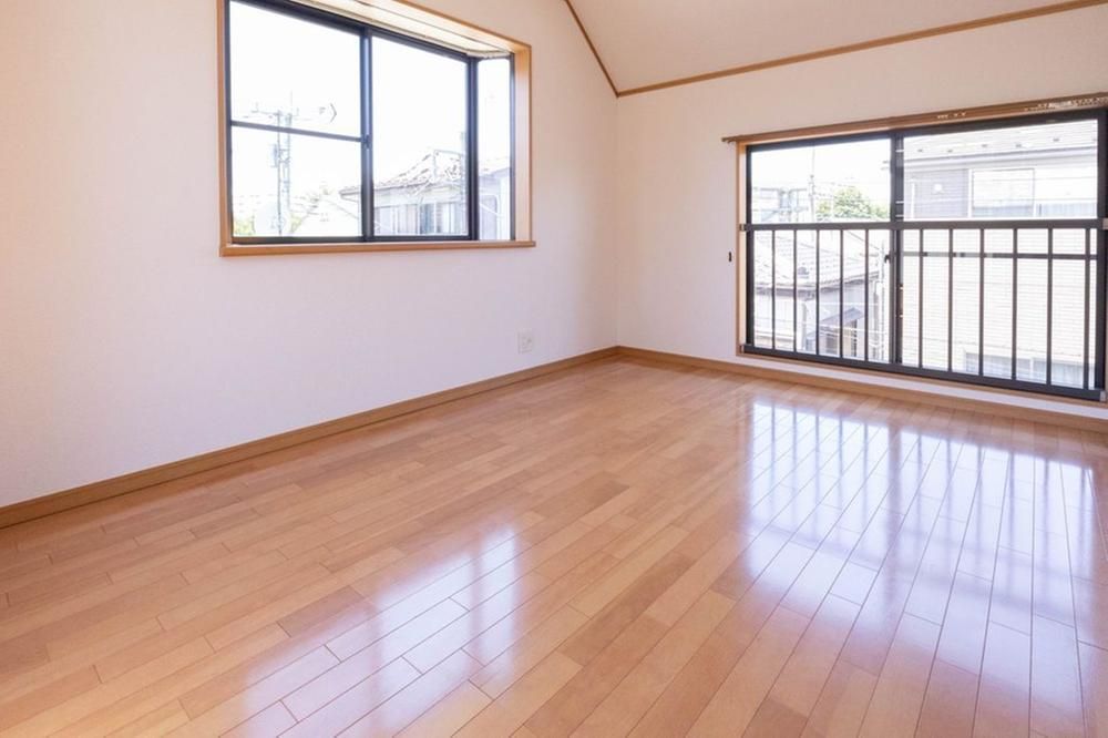 Renovated 3LDK House for Sale in Shiki City, Saitama - Thumbnail 2