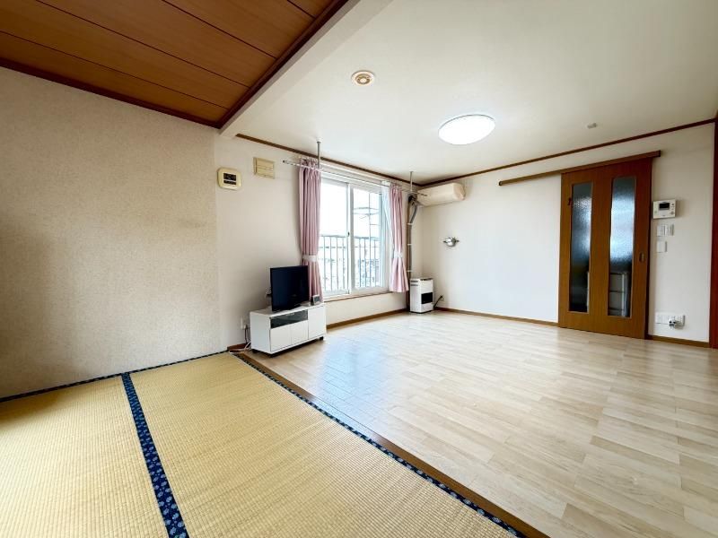 3LDK House for Sale in Mukogaoka, Ebetsu, Hokkaido - Thumbnail 3