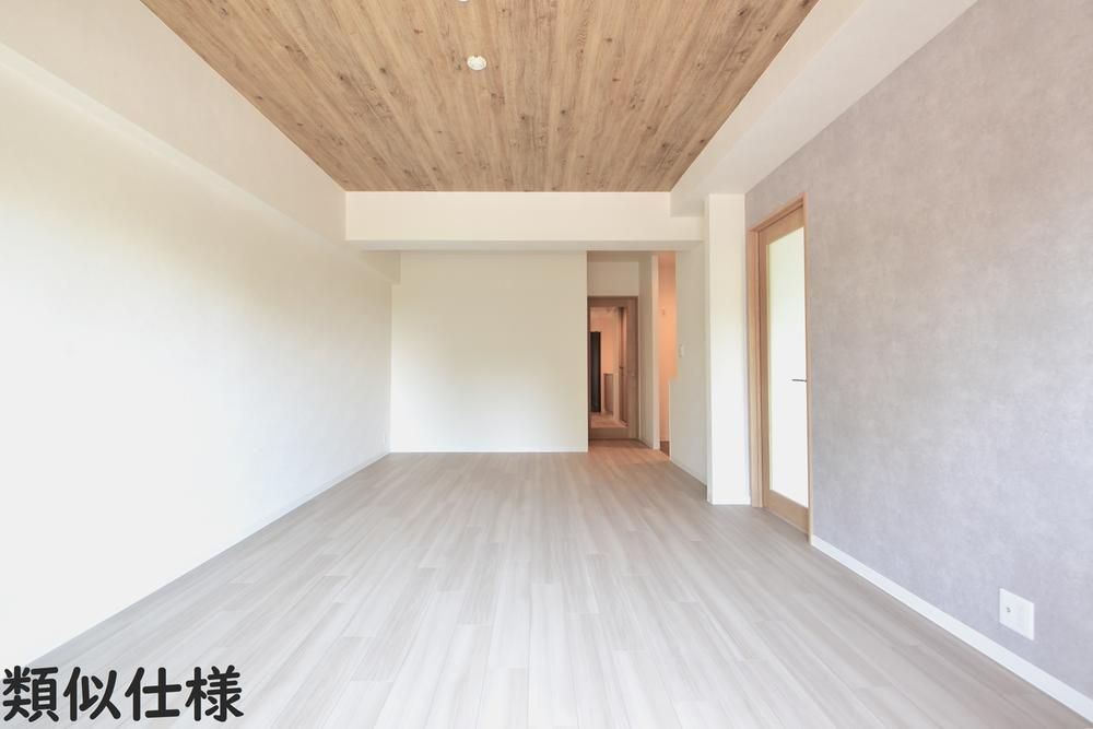2LDK Apartment for Sale in Shiogama, Miyagi - 59.85m² - Thumbnail 2