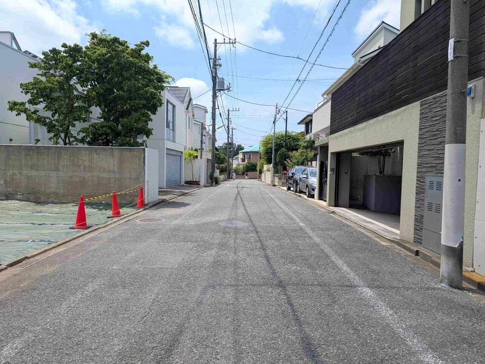 272m2 Land for Sale in Setagaya, Tokyo near Oyama-dai Station - Thumbnail 2
