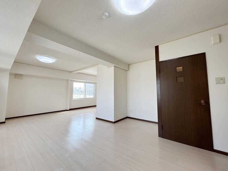 Higashi Sapporo Heights 1R Apartment for Sale in Shiroishi-ku, Sapporo - Thumbnail 4