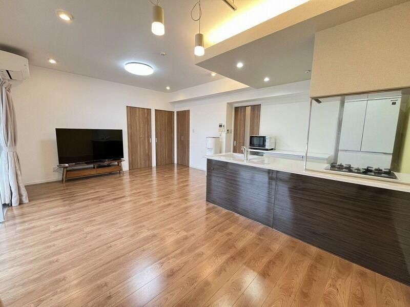 3LDK Apartment for Sale in Urasoe, Okinawa, 74.23 sqm - Thumbnail 3