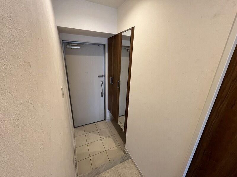 3LDK Apartment for Sale in Urasoe, Okinawa, 74.23 sqm - Image 1