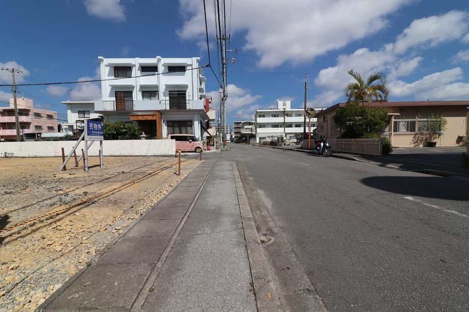 Land for Sale in Awase, Okinawa City - 195.56 sqm - Thumbnail 2