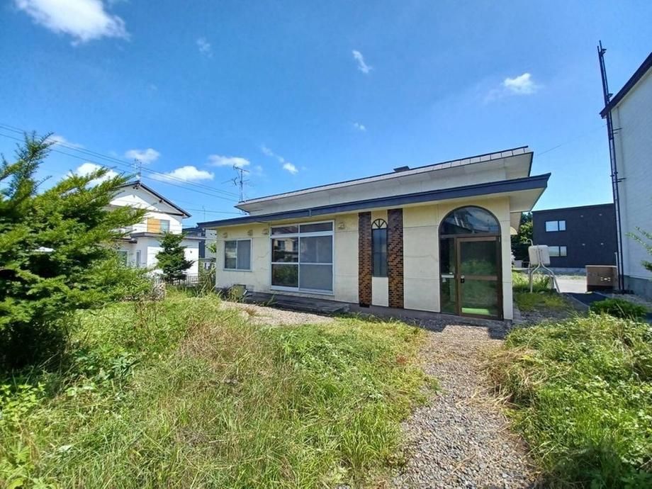 3LDK Single-Story House for Sale in Midorigaoka, Asahikawa, Hokkaido - Thumbnail 2