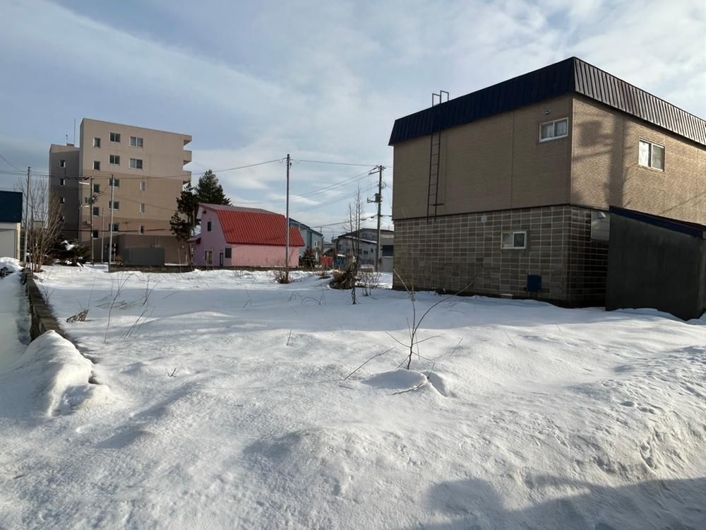 Land for Sale in Takikawa City, Hokkaido - 280.96 sqm - Thumbnail 2