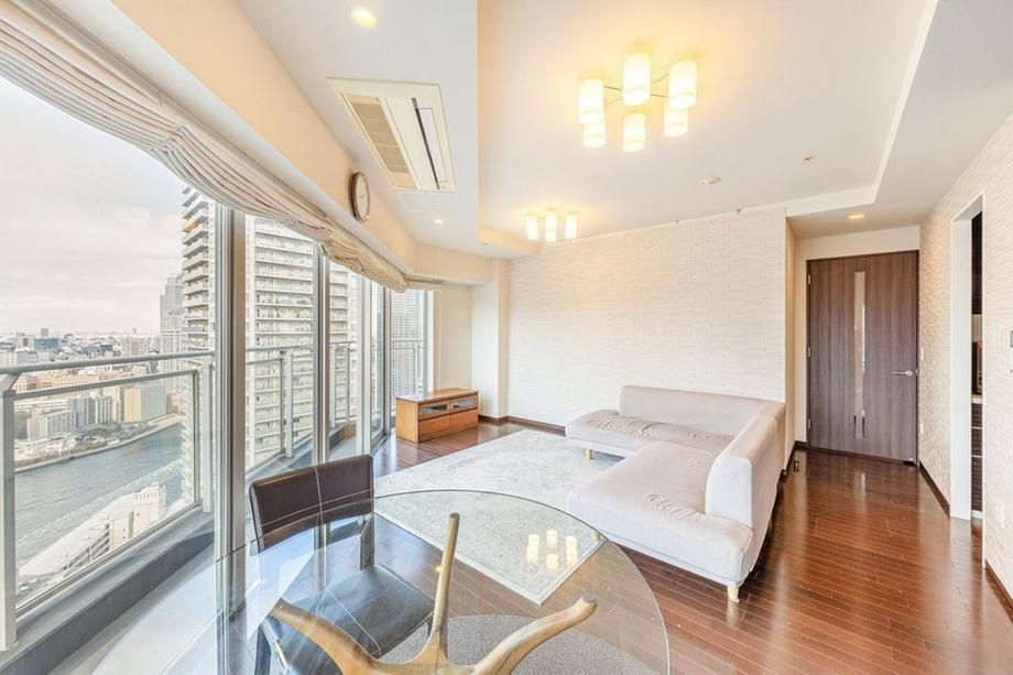 Kachidoki View Tower 32F 3LDK Apartment for Sale in Chuo, Tokyo - Thumbnail 2