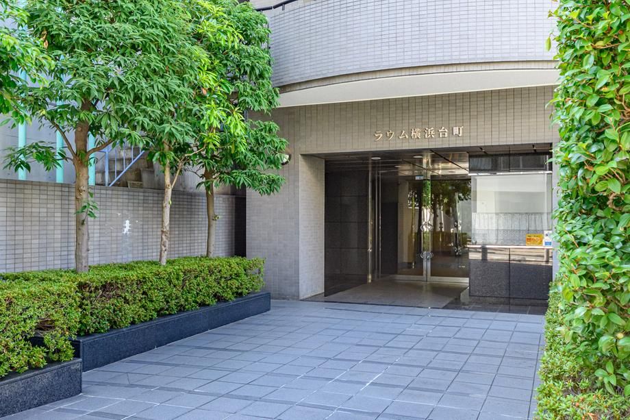 2LDK Apartment for Sale in Yokohama, Kanagawa - 52.64m2 - Thumbnail 2