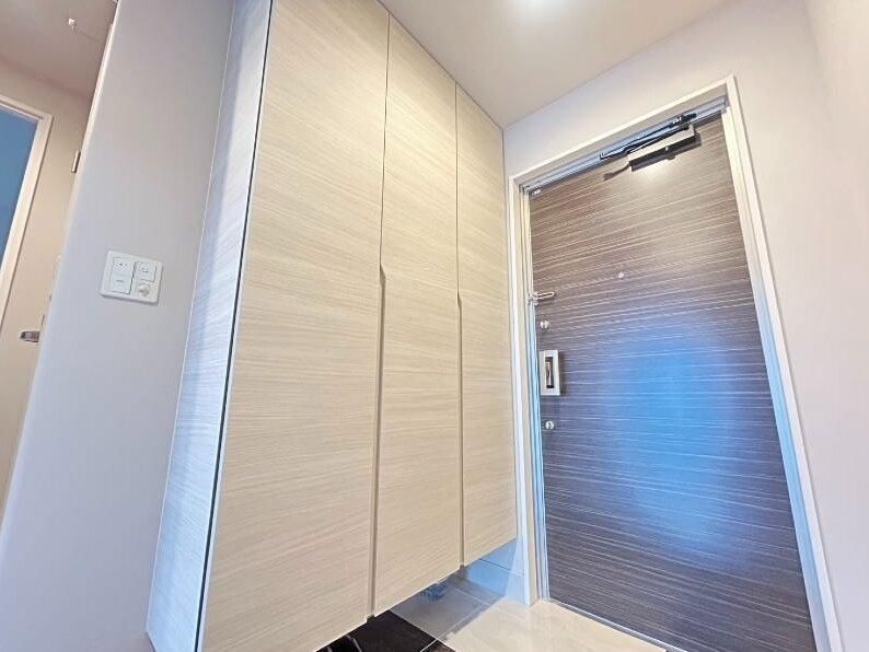 2LDK Apartment for Sale on 17th Floor in Itoman, Okinawa - Thumbnail 4