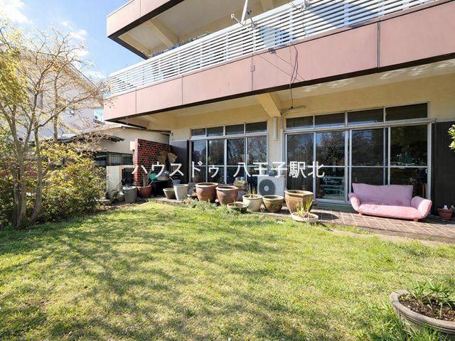 1972 3LDK House in Hachioji with Garden & Mt. Fuji Views - Image 1