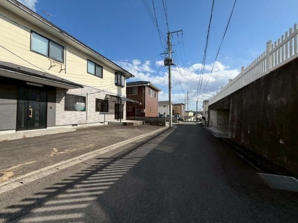 7LDKK+S House in Sendai, Miyagi - 198.74m2 - Thumbnail 2