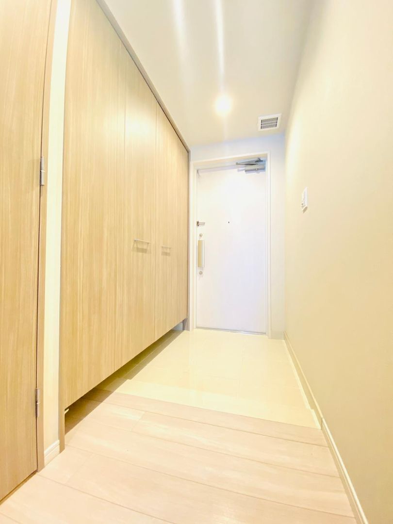 2LDK Apartment for Sale in Yokohama, Kanagawa – 70.71m² - Thumbnail 3