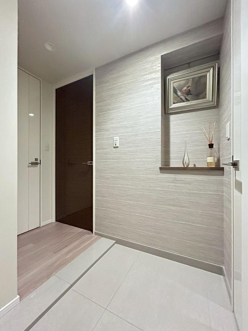 Park Court Toranomon Atago Tower 1LDK Apartment in Minato, Tokyo - Thumbnail 3