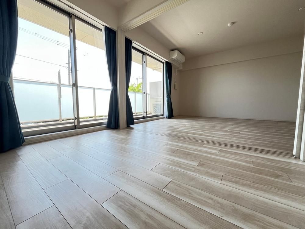 3LDK Apartment for Sale in Yokohama, Kanagawa - Thumbnail 4