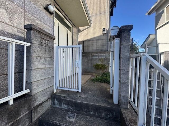 4LDK Detached House in Totsuka-ku, Yokohama – 20.8 Million Yen - Thumbnail 4