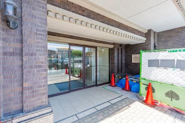 3LDK Apartment for Sale in Saiwai Ward, Kawasaki City - Thumbnail 2