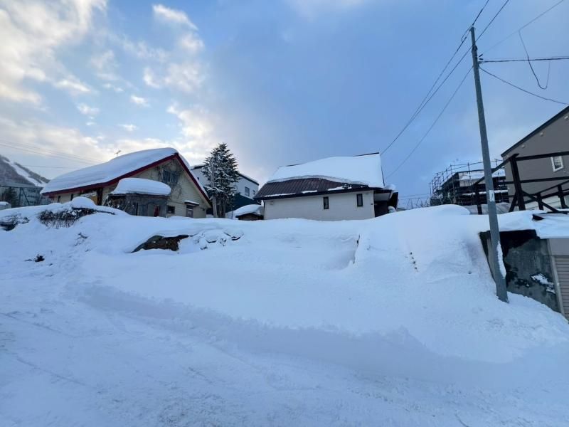 Land for Sale in Minami-ku, Sapporo - 371 sqm - Thumbnail 3