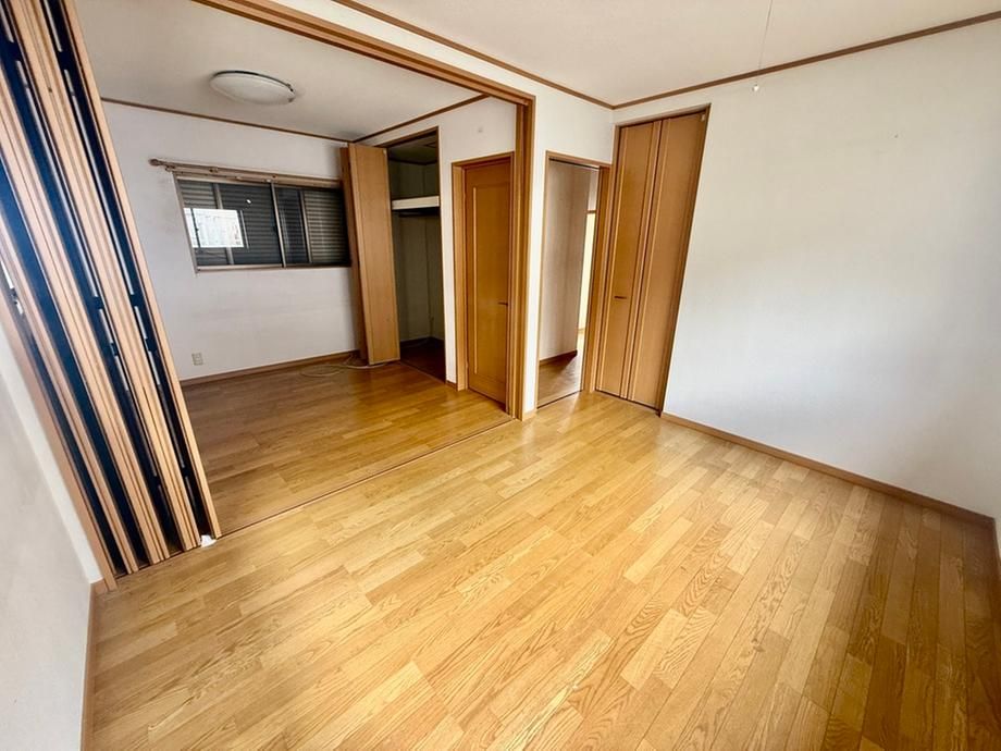 4LDK House for Sale in Hiratsuka, Kanagawa - 94.3 sqm - Thumbnail 4