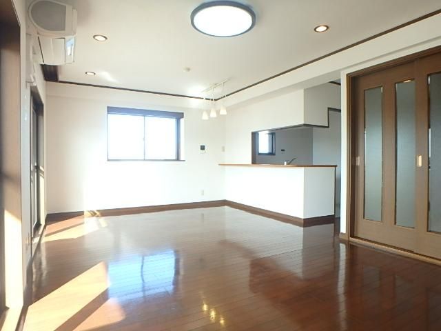 2LDK Apartment for Sale in Taihaku Ward, Sendai, Miyagi - Thumbnail 4