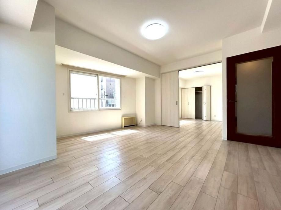 3LDK Renovated Apartment in Sapporo Higashi Ward - Thumbnail 4
