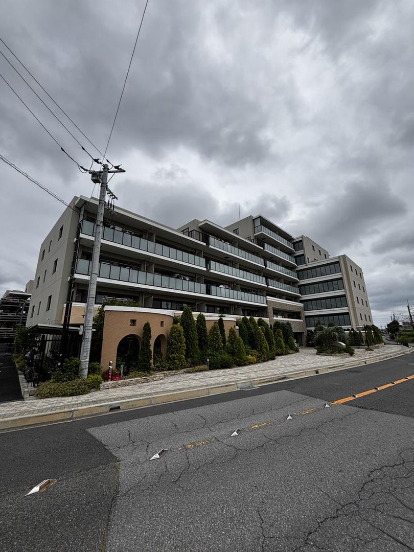 3LDK 70m2 Apartment for Sale in Funabashi, Chiba - Thumbnail 4