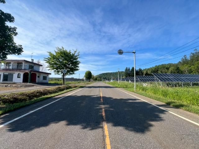 4.6 Million Yen 4LDK House on 627m² Corner Lot in Urahoro - Thumbnail 2