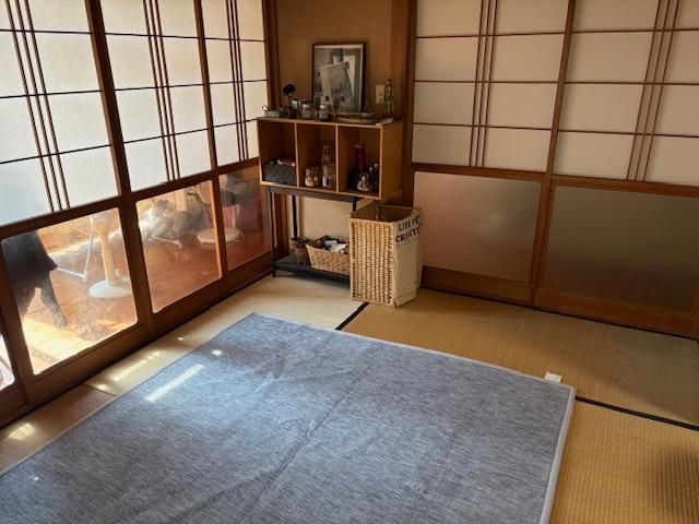 Spacious 6LDK House for Sale in Miyazaki City, Miyazaki - Thumbnail 3