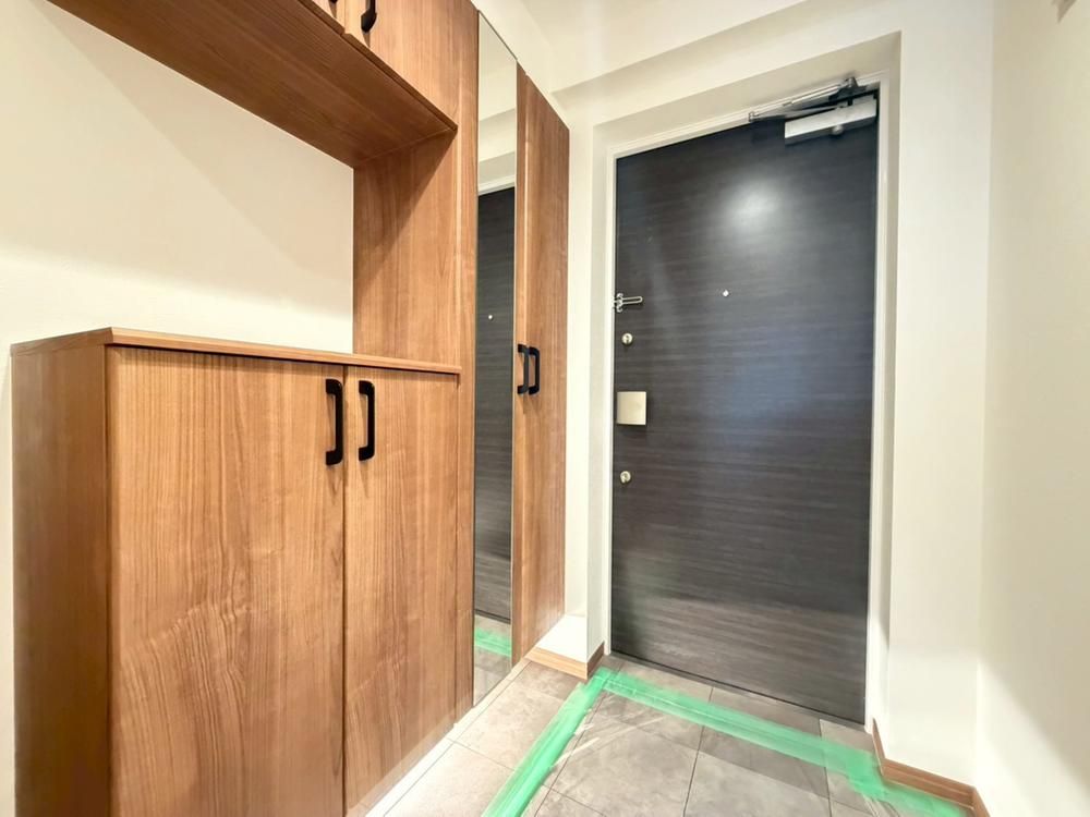 Renovated 2LDK Apartment Near Hon-Atsugi Station, Atsugi - Thumbnail 3
