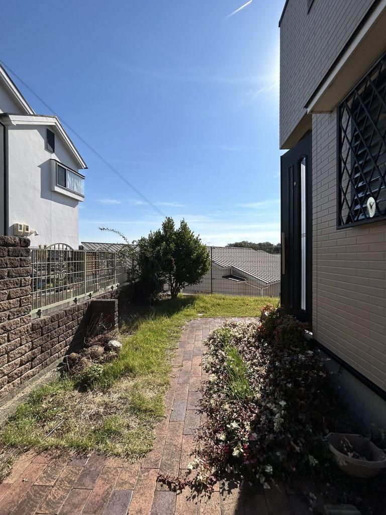 4LDK House for Sale in Nishinomiya, Hyogo - 71.5M Yen - Thumbnail 2