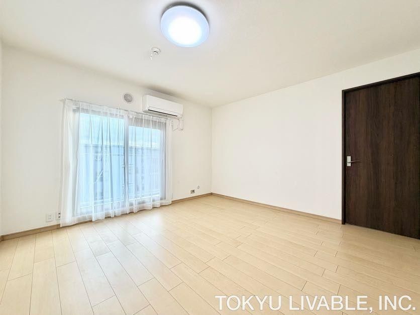 Renovated 3LDK Apartment in Kawasaki, Kanagawa for Sale - Thumbnail 3