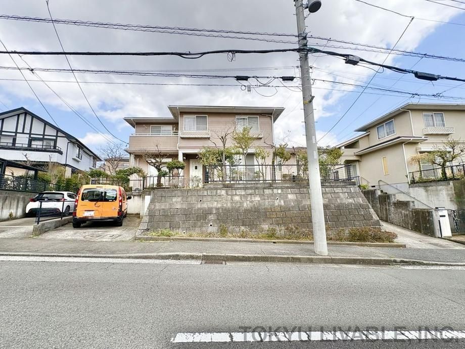 4LDK 116m2 House for Sale in Tsuzuki Ward, Yokohama - Thumbnail 2