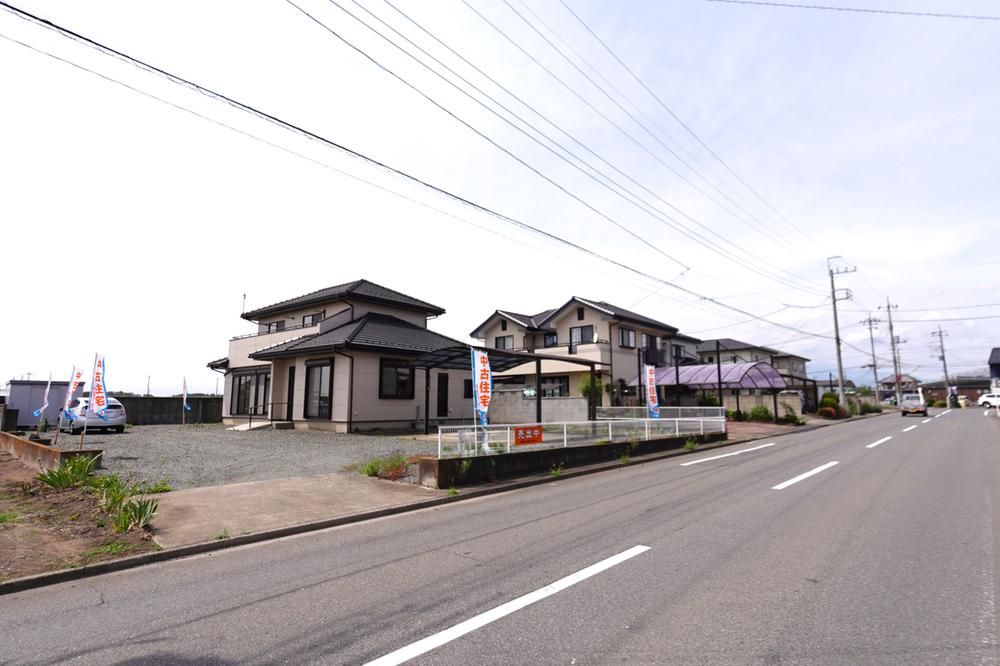 4LDK Renovated House with Large Lot in Isesaki, Gunma - Thumbnail 2