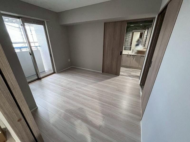 Top-Floor 2LDK Apartment for Sale in Kochi City, Kochi - Thumbnail 4
