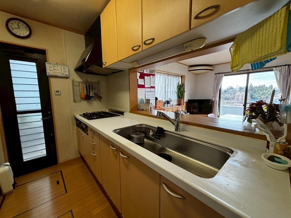 3LDK House in Hachioji with Garden, Solar Power, and Mt. Fuji Views - Thumbnail 4